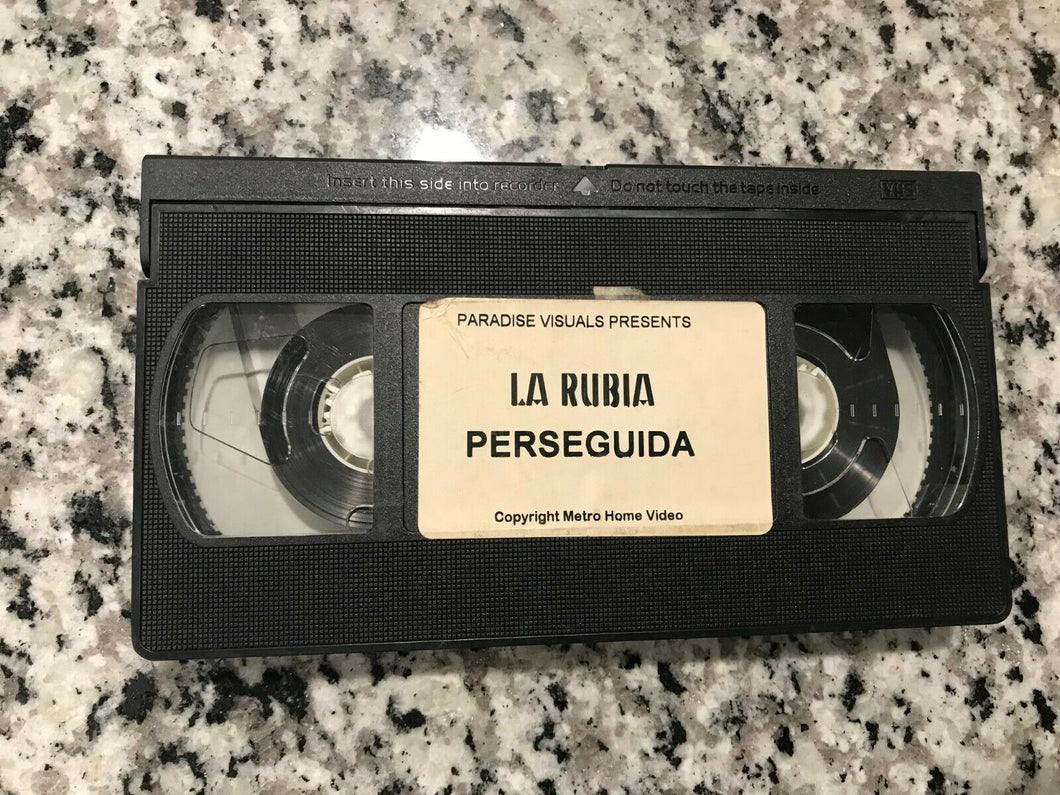 La Rubia Perseguida (aka Blame It On The Blondes) VHS Tape Only